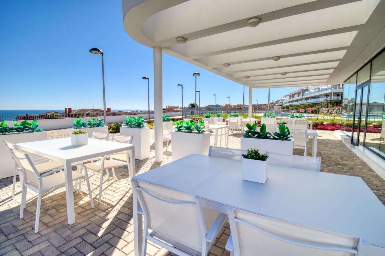 Newly Constructed 2 Bed Apartment With Sea Views Casares Eksteriør bilde